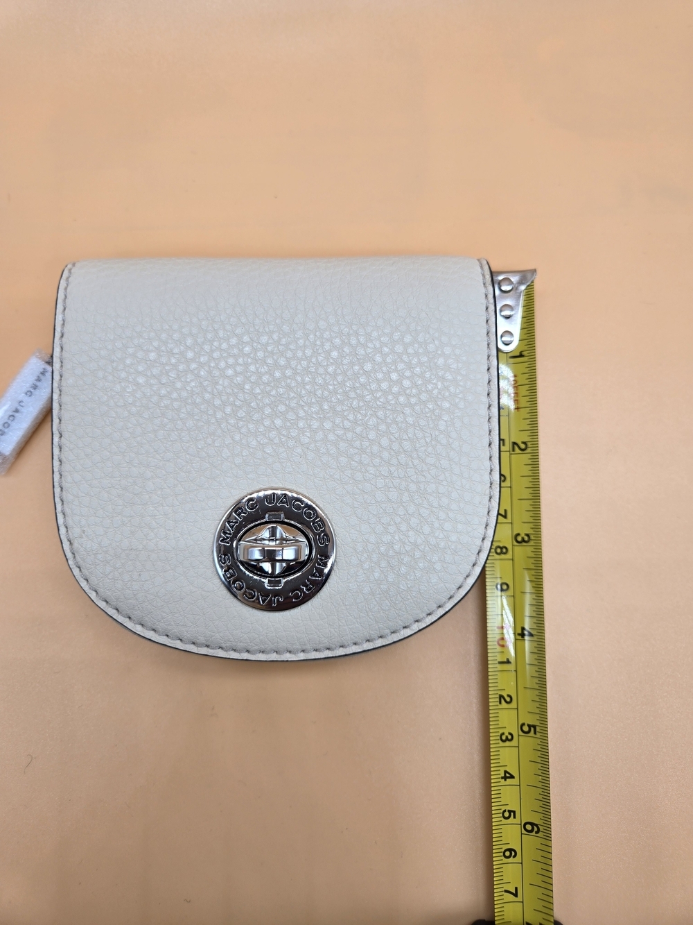 Marc Jacobs White Pebbled Leather Coin Purse - Picture 4 of 5